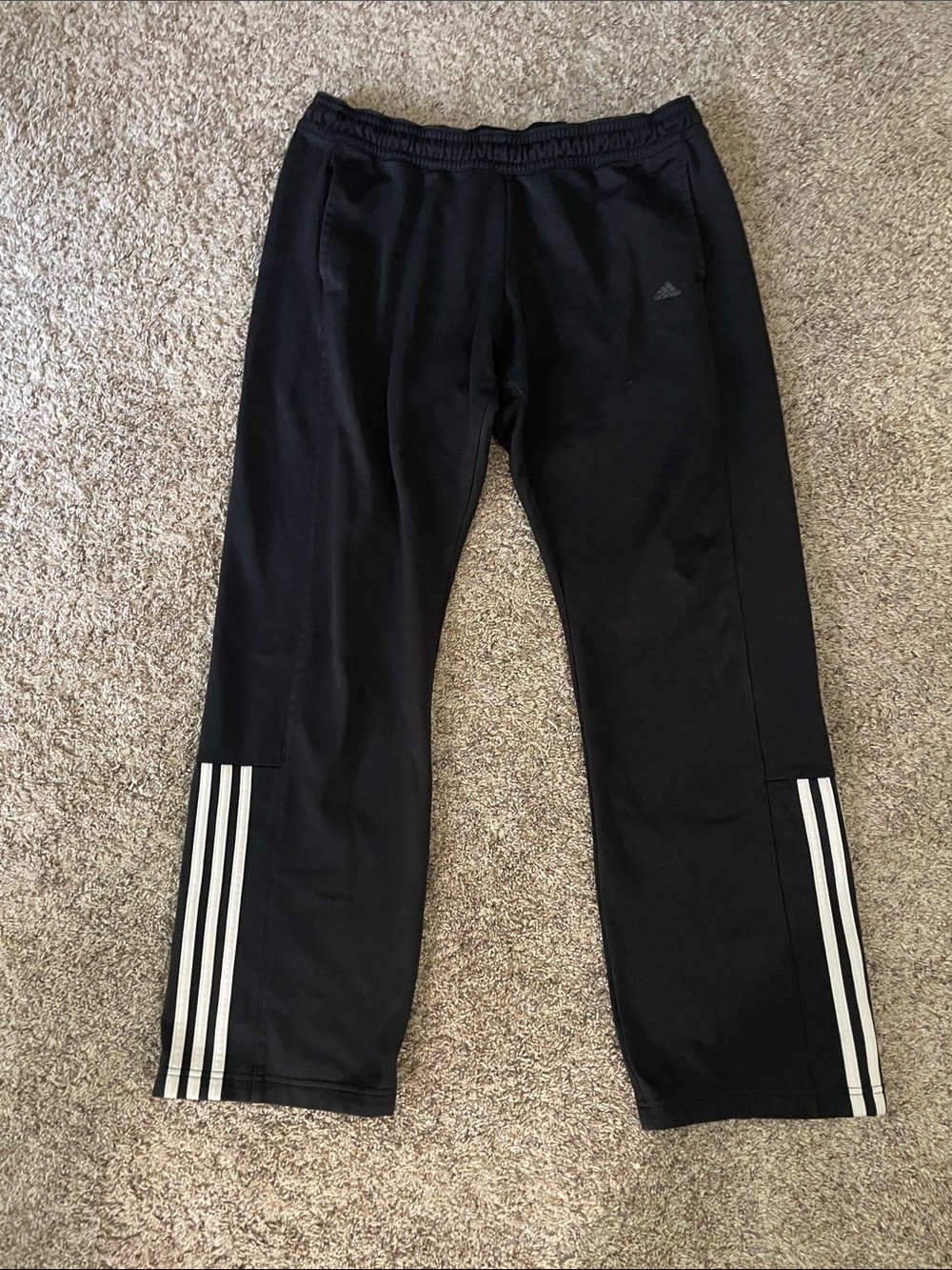 Men’s Size 9/15 Adidas Black & White Striped Sweatpants